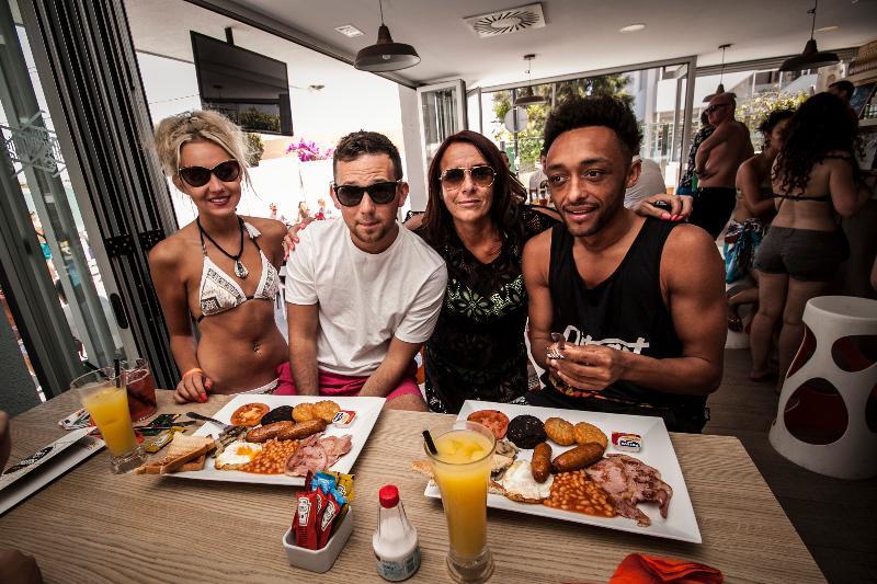 Ryans Ibiza Apartments - Only Adults Exterior photo